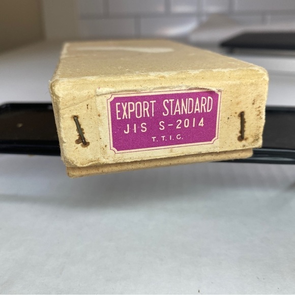 Vintage 𝅺Salt And Pepper Cellar Silver EP Made in Japan - Picture 10 of 14